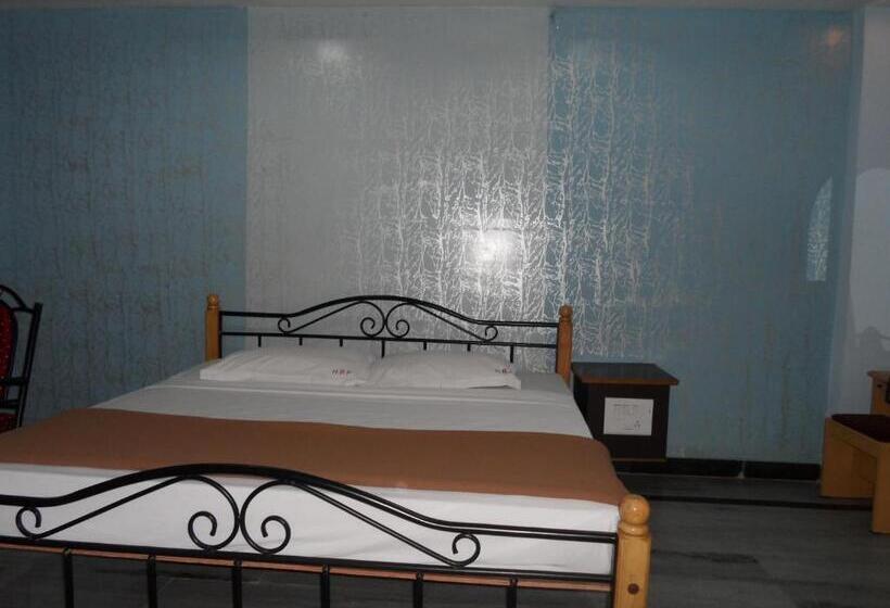 Hotel Bhimas Paradise