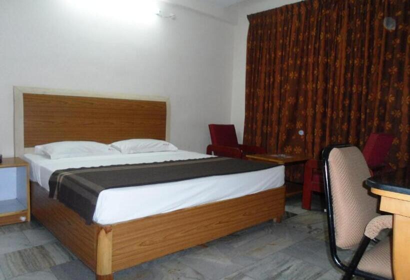 Hotel Bhimas Paradise