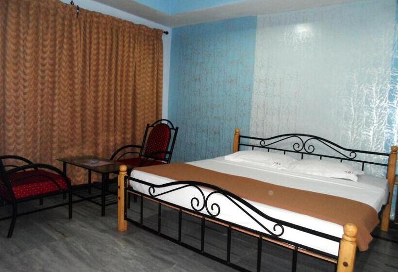 Hotel Bhimas Paradise