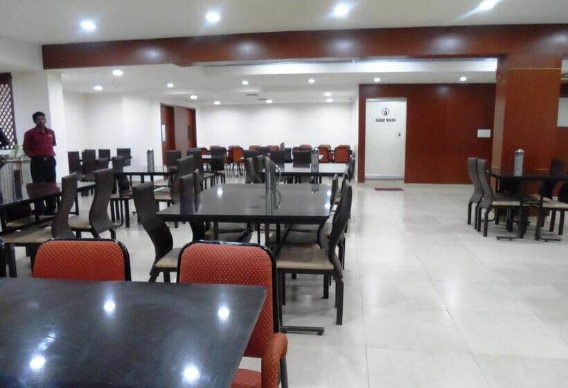 Hotel Bhimas Paradise