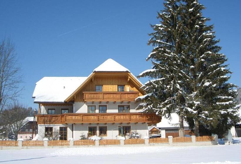 ホテル Bio Bauernhof Schoberhof