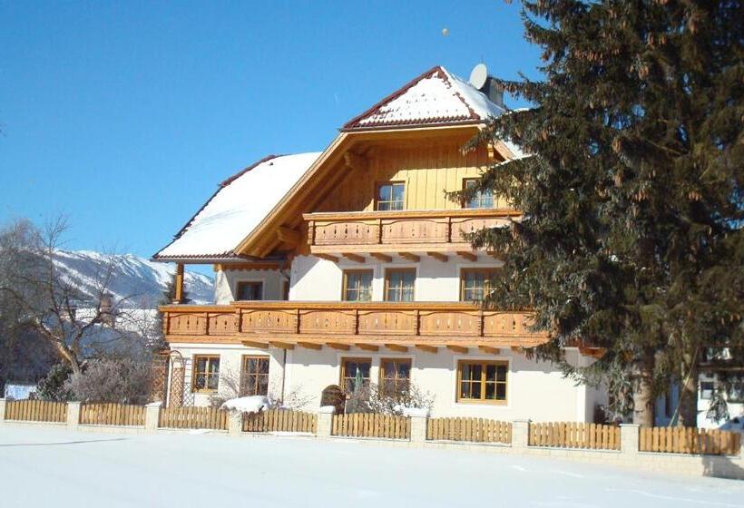 ホテル Bio Bauernhof Schoberhof