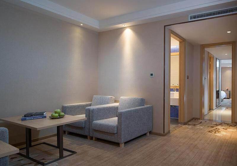 Kyriad Marvelous Hotel Dongguan Huangjiang Jingyi