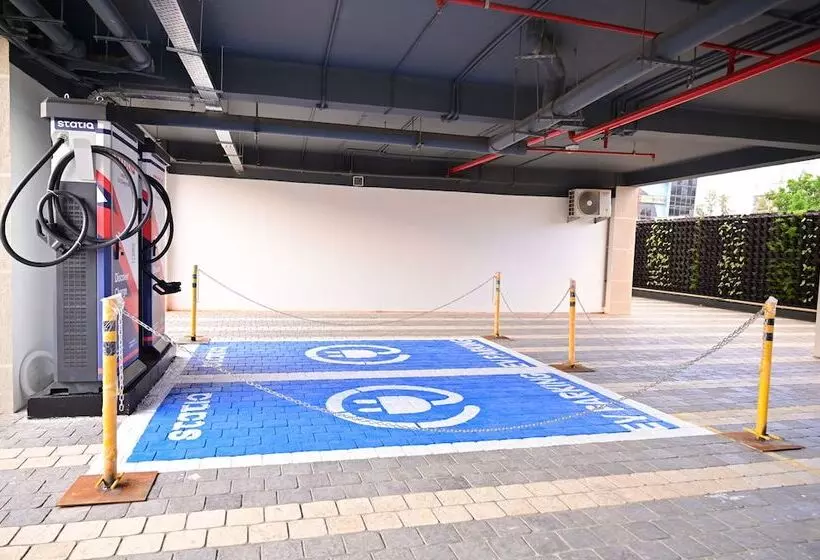 Hotelli Ramada Encore By Wyndham Bareilly Civil Lines