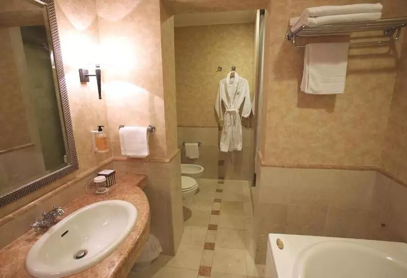 Hotelli Relais La Fattoria