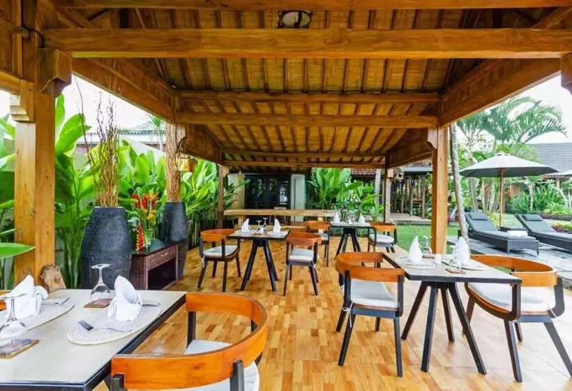 ペンション Bali Natha Beach Front