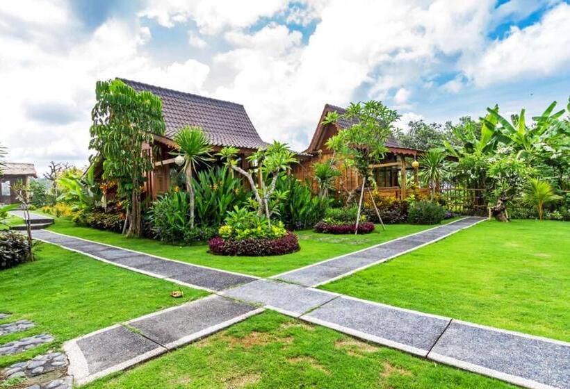 Пансион Bali Natha Beach Front