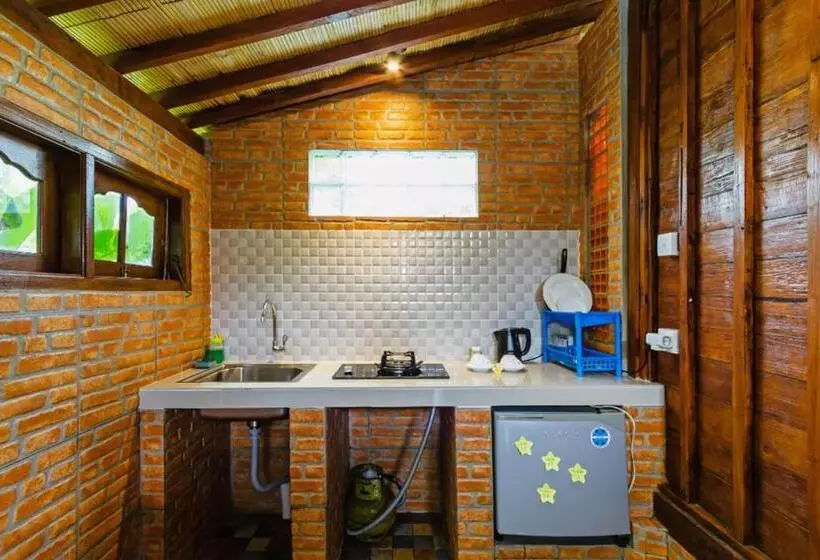 ペンション Bali Natha Beach Front