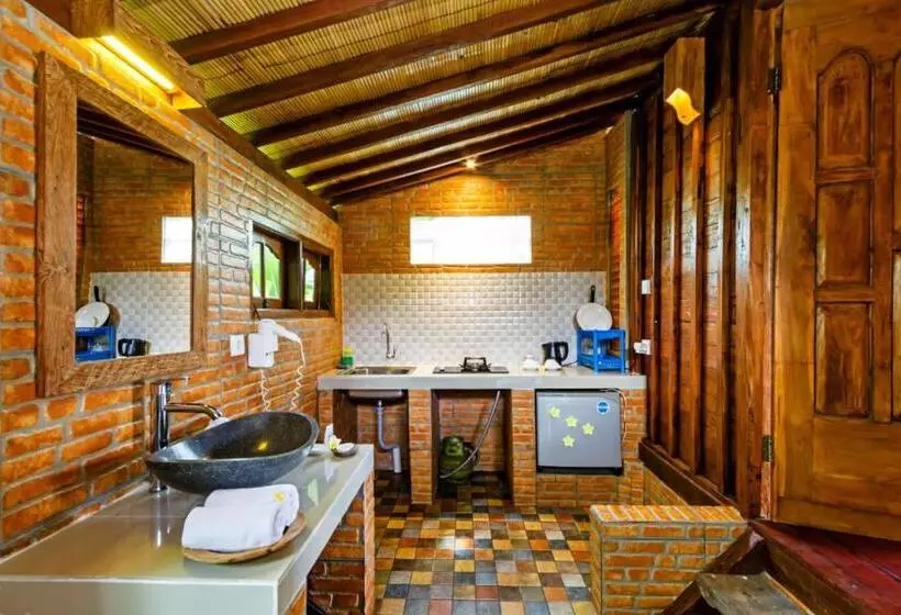 ペンション Bali Natha Beach Front