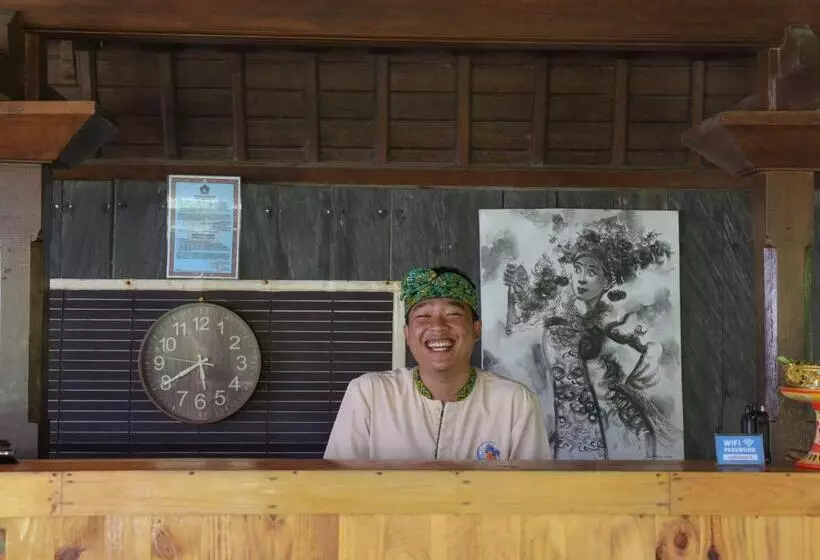 ペンション Bali Natha Beach Front