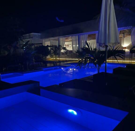 פנסיון Minah Bungalows