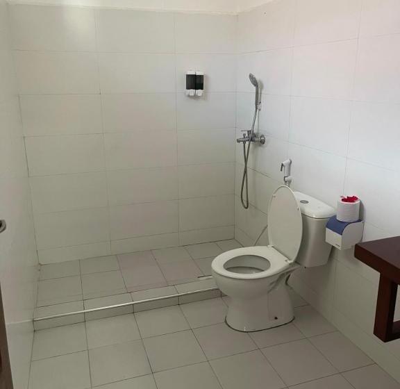 פנסיון Minah Bungalows