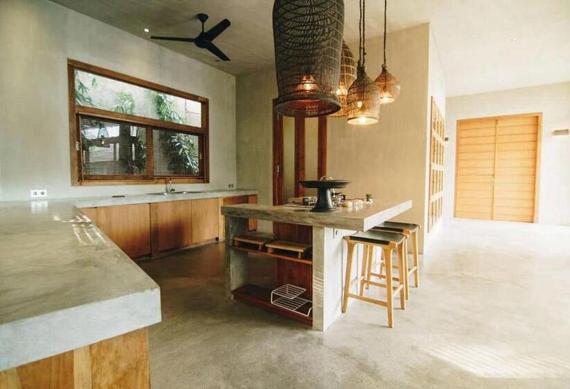 פנסיון Zin Berawa Villas & Bungalows