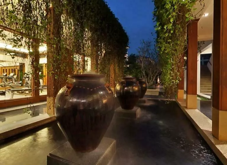 Lomakeskus Pearl Of Naithon