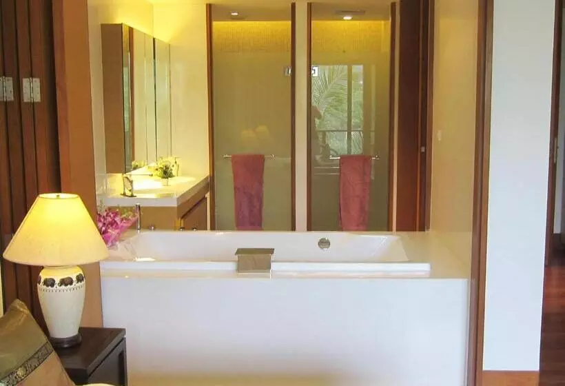 Lomakeskus Pearl Of Naithon