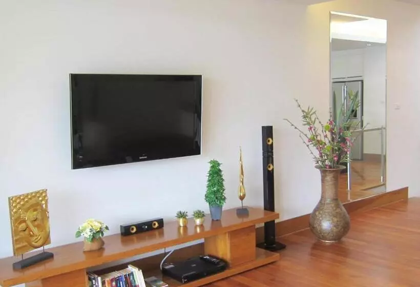 Lomakeskus Pearl Of Naithon