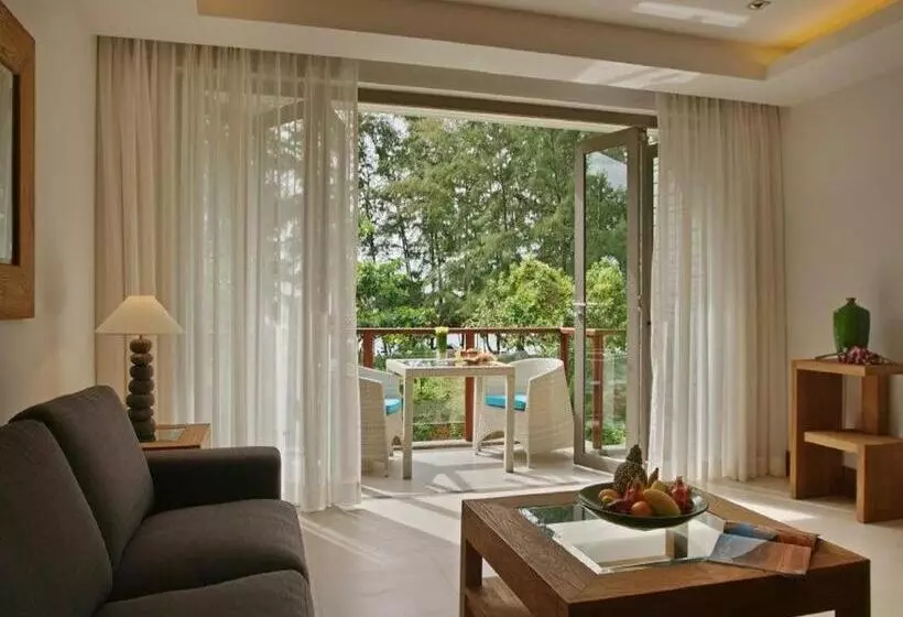 Lomakeskus Pearl Of Naithon