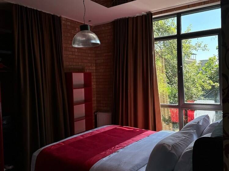 هتل 10inn Boutique