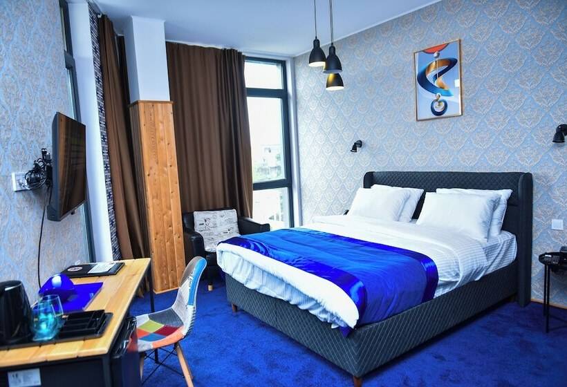 هتل 10inn Boutique