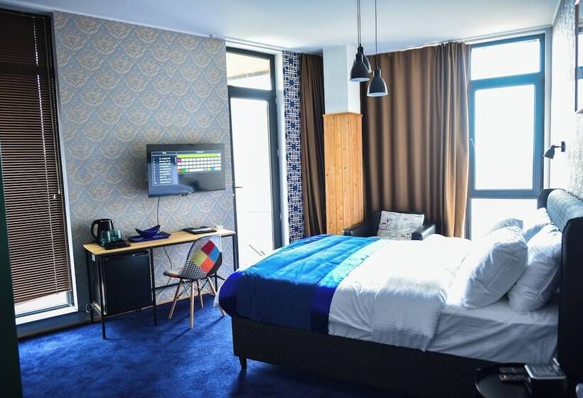 هتل 10inn Boutique