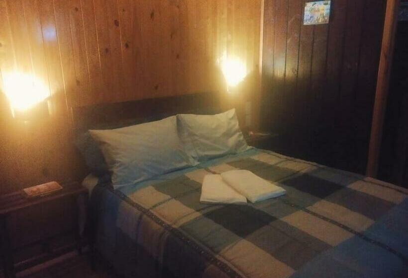 ユースホステル Bom Jardim Pousada