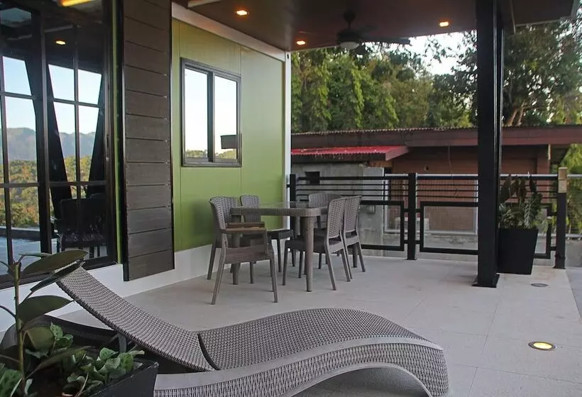 Retkeilymaja J & J Homestay