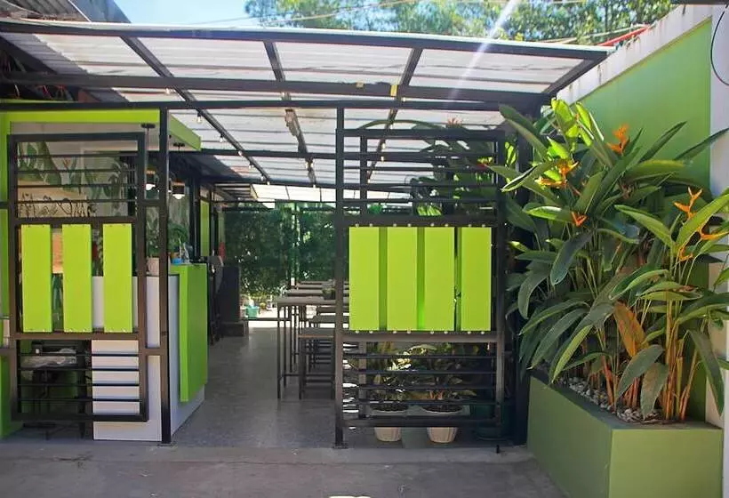 Retkeilymaja J & J Homestay