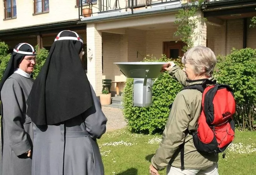 ベッドアンドブレックファースト Birgittasystrarnas Gästhem