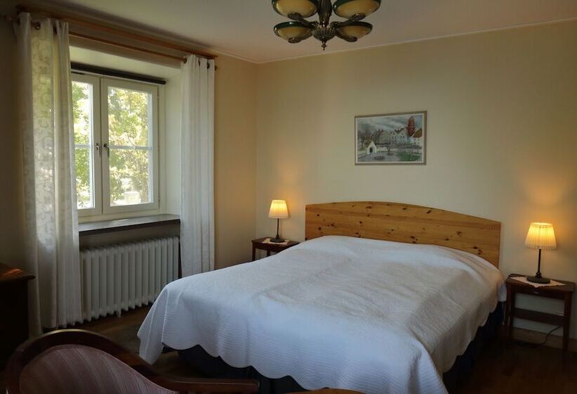 تختخواب و صبحانه Birgittasystrarnas Gästhem