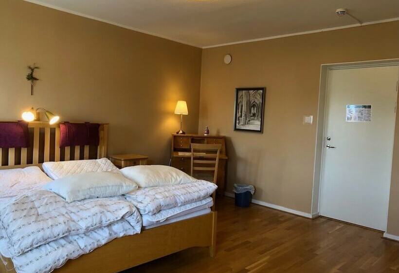 تختخواب و صبحانه Birgittasystrarnas Gästhem