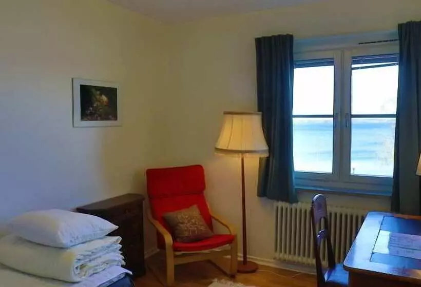 ベッドアンドブレックファースト Birgittasystrarnas Gästhem