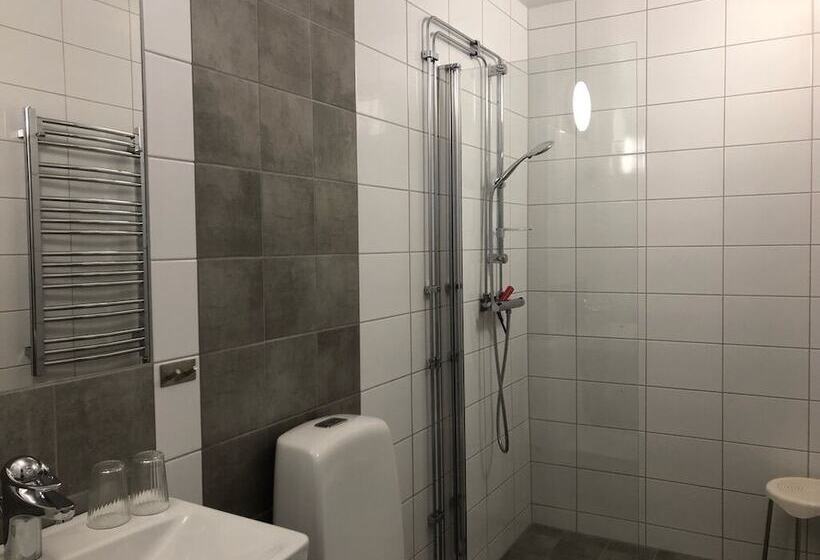 تختخواب و صبحانه Birgittasystrarnas Gästhem