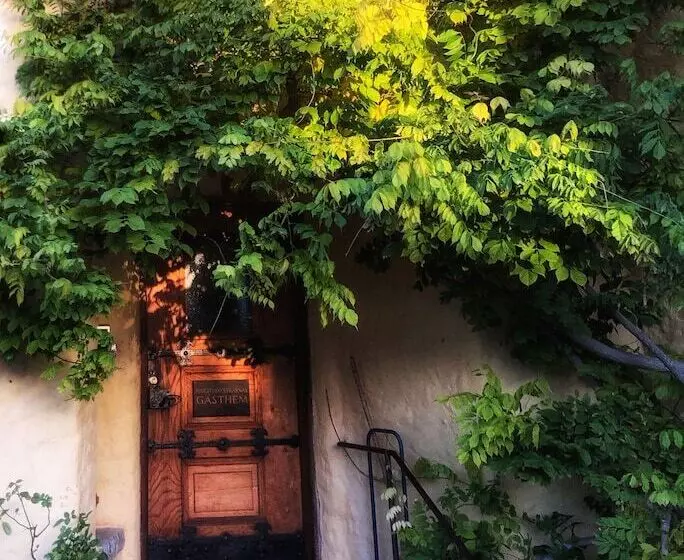 ベッドアンドブレックファースト Birgittasystrarnas Gästhem