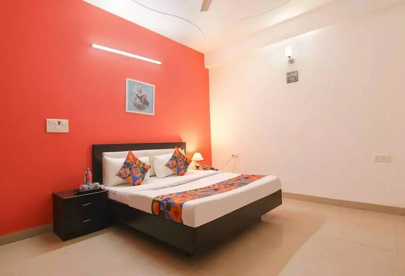 Fabhotel The Lavish Villa