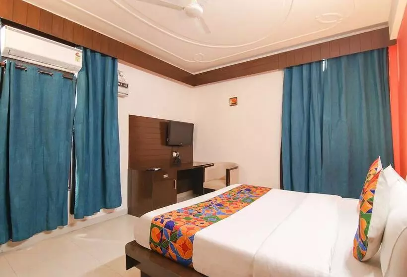 Fabhotel The Lavish Villa