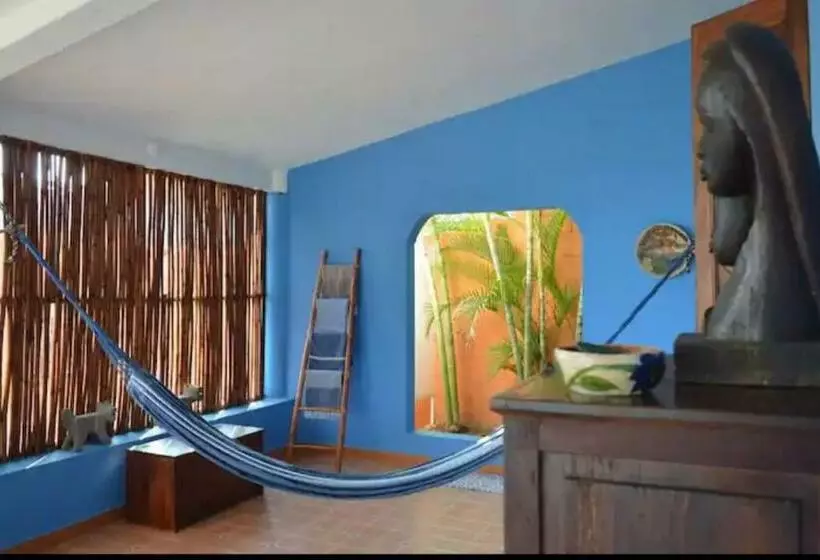 カプセルホテル Casa Azul