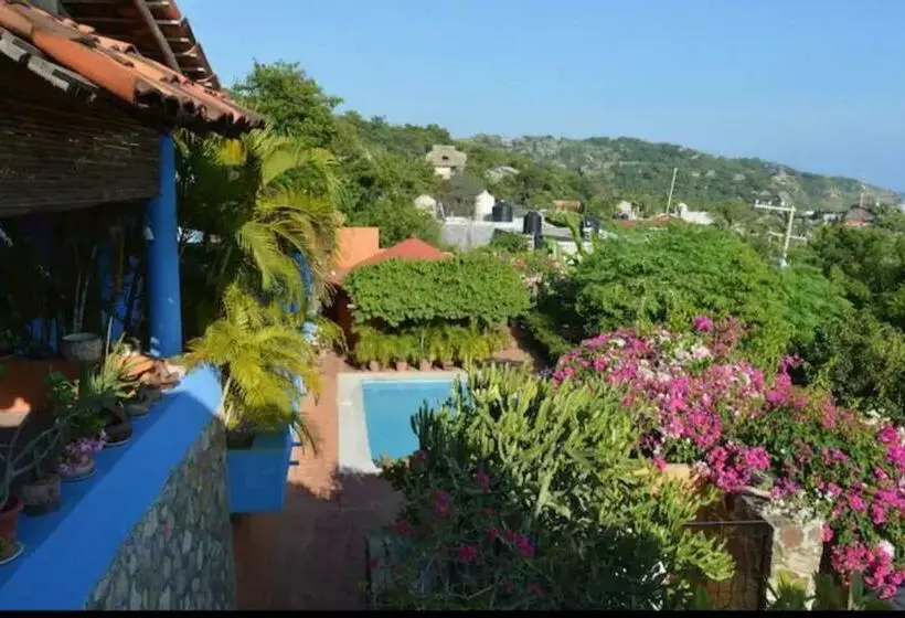 カプセルホテル Casa Azul