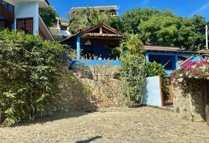 カプセルホテル Casa Azul