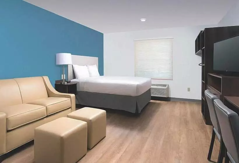 Hotelli Woodspring Suites Rochester Greece