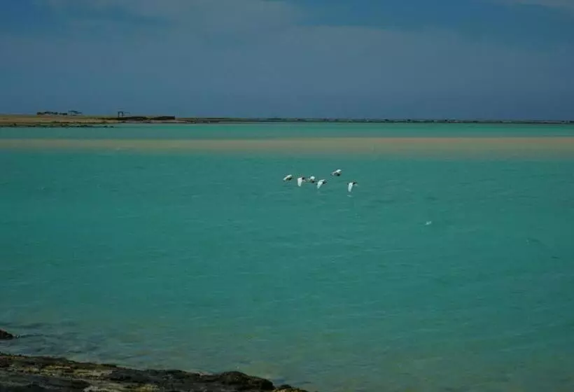 Maldives Holtel