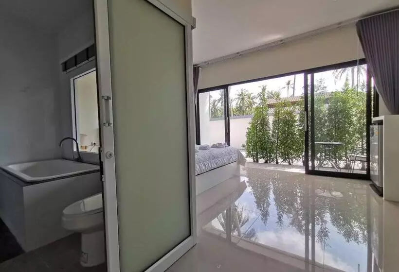 Hotelli Nst Boutique เอ็นเอสทีบูทีค