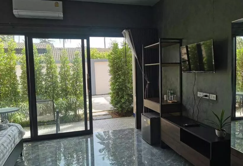 Hotelli Nst Boutique เอ็นเอสทีบูทีค