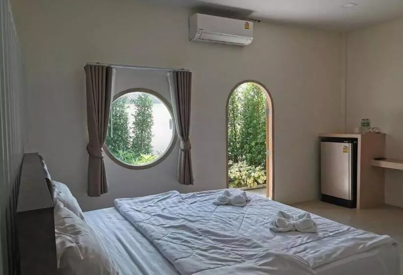 Hotelli Nst Boutique เอ็นเอสทีบูทีค