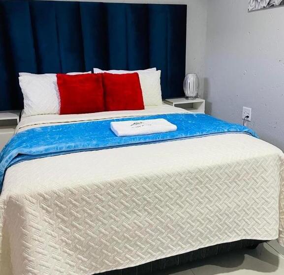 Пансион Executive Galaxy Guest House Nkowankowa Extension 2