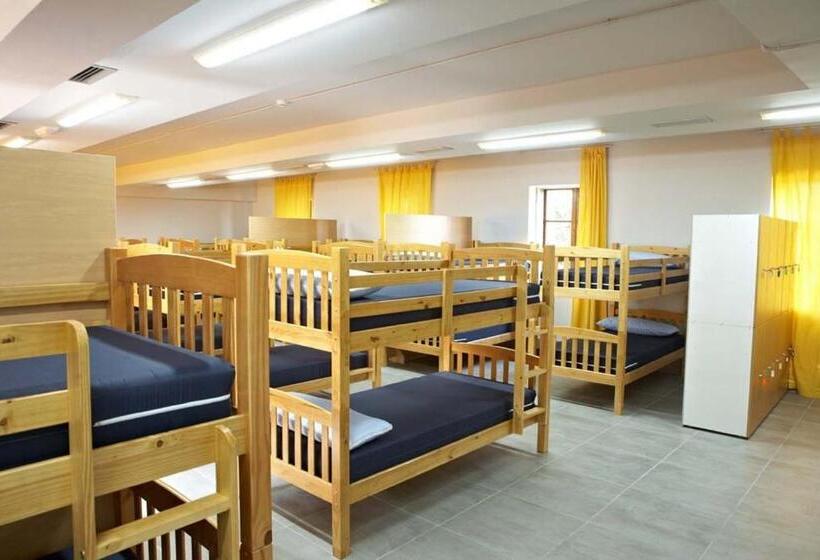 Albergue Monasterio De La Magdalena Hostel