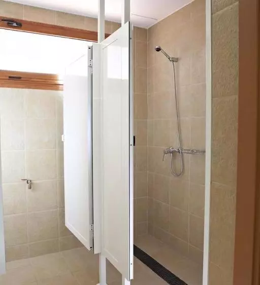 Albergue Monasterio De La Magdalena   Hostel