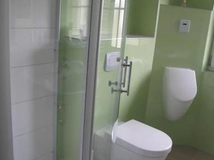 Bed and Breakfast Gästehaus Huber Traditional Sixties Hostel