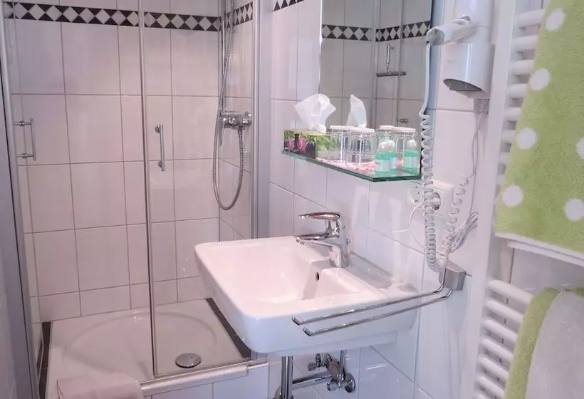 Bed and Breakfast Gästehaus Huber Traditional Sixties Hostel