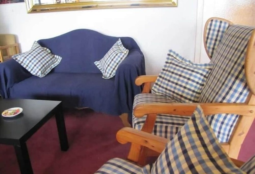 مبيت وإفطار Gästehaus Huber   Traditional Sixties Hostel