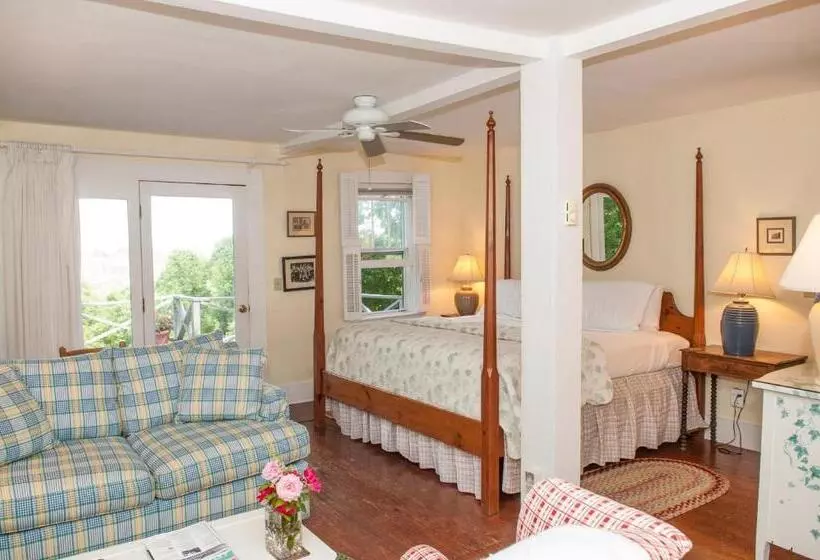 Aamiaismajoitus (B&B) Orchard Inn